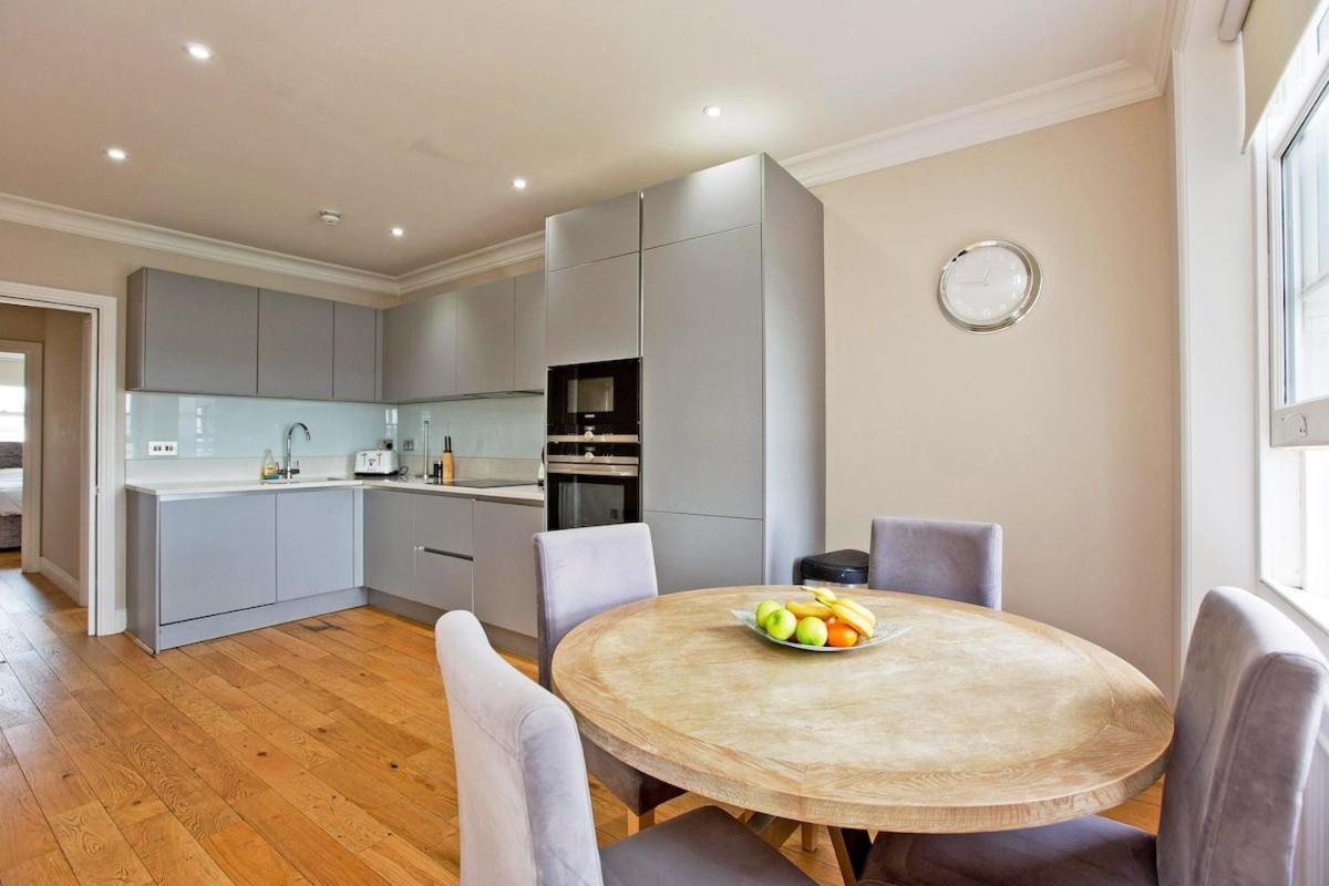 Apartment Large Modern 2 Bd Kensington No 8 *